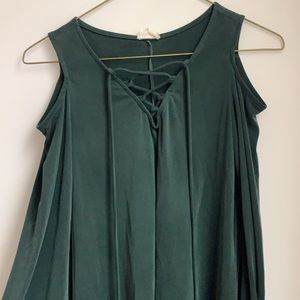 Boutique emerald green long sleeve